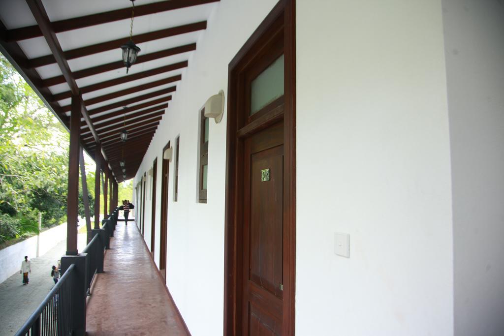 Samwill Holiday Resort Kataragama Eksteriør billede
